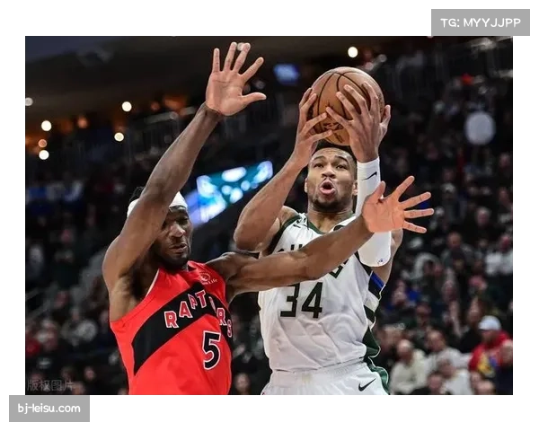 史密斯36分8篮板8助攻准三双,深圳外援关键时刻终结能力突出 史密斯36分8篮板8助攻准三双,深圳外援关键时刻终结能力突出